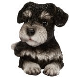 置物 woobia ウービア 犬 ミニチュアシュナウザー リラックスシュナウザー 中 幅15cm 伏せ 寝そべり リアル 本物そっくり イギリス生まれ 職人手彩色 縁起物 戌年 玄関 インテリア 新築祝い 引っ越し祝い 開店祝い 出産祝い 誕生日 お祝い ギフト プレゼント 犬好き