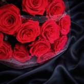 【プリザーブドフラワー】12本の赤バラ　枯れないお花 赤バラ サプライズ プロポーズ 告白 結婚記念日 プレゼント 記念 誕生日 ドキドキワクワク 人気
