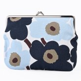 マリメッコ marimekko 小物入れ ポーチ コスメ 化粧ポーチ がま口 ミニ ウニッコ ブルーベリー ホワイト コールドブルー 76031 076031 145 北欧雑貨 北欧デザイン 送別会 誕生日 お中元 結婚祝い 結婚式 高級 父の日 母の日【スペシャルラッピング660円(別売り)】 ホワイトデー ネコポス