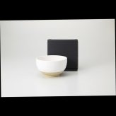 雪花（白）抹茶碗 磁器 美濃焼 やきものの里から、暮らしを贈ります。　ギフト 食器 セット テーブルウェア