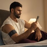 アームバンド型睡眠モニタリングデバイス ガーミン GARMIN Index Sleep Monitor 選べる2サイズ 【取説サービス】 睡眠計 約7日間バッテリー 睡眠トラッキング 睡眠と回復の指標を計測 呼吸変動を測定 皮膚温をトラッキング