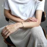 ステンレス 幅3mm 平打ちバングル シンプル 4カラー ブレスレット レディース メンズ 細身 オープン カフ ミニマル ユニセックス アクセサリー 重ね付け カジュアル きれいめ モード おしゃれ デイリー 金属アレルギー対応