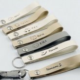 SALE￥1980→￥980【名入れ刻印無料】【2点セット/クリップ＆マグホルダー】ベビーカー クリップ シューズクリップ マグストラップ ずれ防止 すべり止め ブランケットクリップ スニーカー 靴クリップ ベビーカーフック おでかけ便利グッズ 出産祝い ギフトセット 落下防止