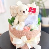 おむつケーキ 出産祝い くまちゃん ぬいぐるみ 名入れ対応 テープS 15枚 タオル ガーゼ くつ下 ベビーギフト 男の子 女の子