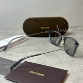 【並行輸入品】【正規品・新品】TOMFORD トムフォード TF1042 FT1233 12A イタリア製 サングラス メガネ 眼鏡 メンズ レディース TOM FORD トム フォード
