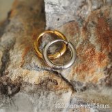 ピアス フープ つけっぱなし 小ぶり ステンレス アレルギー対応 幅2.0ｍｍ × 内径 8mm 12mm 中折れ 大人 上品 通勤 オフィス シンプル