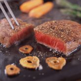  国産黒毛和牛モモステーキ　MT-03【送料無料※一部地域を除く】牛肉  ギフト 御中元 御歳暮 御礼 結婚内祝 出産内祝 粗品 快気祝い 