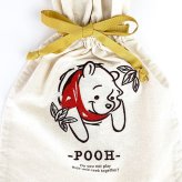 ディズニー プー Winnie The POOH Pooh Series 巾着バッグ バッグ 通勤 通学 巾着 刺繍 イエロー グッズ
