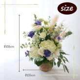 【Lagom Bloom 05】Cozy living　生花のアレンジメント インテリアのようなお花 新築のお祝いや開店のお祝いなど空間のインテリアのように飾ることができるお祝い花です 送料無料 生花 アレンジメント 誕生日 花 ギフト 送料無料 白 お祝いアレンジメント 御祝 記念日 開店御祝い 自宅用 お供え フラワーギフト 展示会 楽屋花 受付 おしゃれ 母の日 敬老の日 お中元 お歳暮