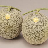 送料無料 北海道産地直送  ふらの赤肉メロン優品約1.6kg2玉 優 ※ご注文後約7～10日前後での発送となります。沖縄・離島へは別途配送料が発生いたします お取り寄せグルメ スイーツ