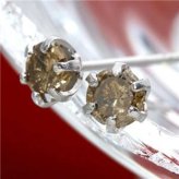 ピアス ダイヤモンド K18WG 0.4ct シャンパンダイヤ レディース 18金 ホワイトゴールド スタッドピアス ジュエリー アクセサリー シンプル 上品 プレゼント ギフト