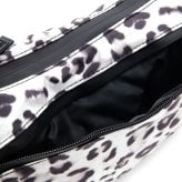 HUNTER ハンター ORIGINAL WOMENS SNOW LEOPARD SLING BAG ショルダーバッグ レディース スリングバッグ クロスボディバッグ 斜めがけ ヒョウ柄 レオパード スノーレオパード グレー ブラック HXRU0020262LD