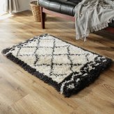 ラグ カーペット 玄関マット 45×60cm シュクラン 日本 滑り止め加工 手洗いOK すべり止め HOT対応・床暖房対応 アクリル 新生活