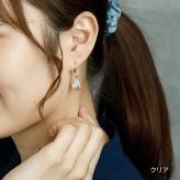 ピアス 金属アレルギー サージカルステンレス フープ 落ちない 引っかからない 外れにくい フック 花かごつき しずく型 カラフル ガラスストーン 全12色
