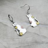 猫 ピアス 大ぶり 揺れる フック ステンレス 金属アレルギー対応 ネコ 花 シルバーカラー カラビナ型 選べるフック 片耳 1個売り