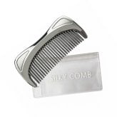 【メール便配送】SILKY COMB シルキーコーム 専用ケース付 ヘアブラシ くし 櫛 クシ 美髪コーム 艶髪 静電気抑制 軽量 コンパクトサイズ 持ち運び 携帯用 クロムメッキ仕様 プレゼント ギフト 誕生日 母の日 女性