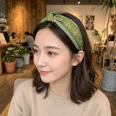 ヘアバンド カチューシャ 刺繍 リボン  髪留め レディース  ロングヘア 大 ヘアアクセサリー 大人 おしゃれ かわいい 髪 トレンド ガーリー 髪飾り 前髪止め ボリューム ギフト 韓国ファッション 上品 高級感 痛くない 前髪キープ