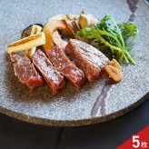 松阪牛 モモ肉 スリット ミニステーキ ギフト 5枚入 牛肉 冷凍 ステーキ肉 スリット入り