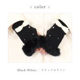 手袋 レディース かわいい おしゃれ 暖かい 冬 防寒 あったか スマホ対応 パール ファー リボン チャーム ブラック プレゼント【LALUICE ラルイス】