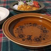 MOOMIN ムーミン すくいやすいカレー皿 21cm | 食器 カレープレート 磁器 朝ごはん 日本製 皿 キッズ ベビー 子供食器 子ども食器 こども食器 電子レンジ 食洗機 対応 出産祝い 内祝い 結婚祝い 引っ越し祝い 誕生日プレゼント リトルミイ スナフキン