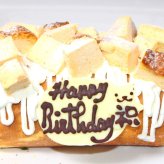 レアチーズロールデコレーションケーキ［バースデーケーキ 誕生日ケーキ チーズケーキ アニバーサリー プレゼント ロールケーキ レアチーズケーキ コンパクトケーキ］