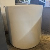 植木鉢 おしゃれ 大型 15号 45cm Mサイズ 鉢カバー KONTON コントン アルファ シリンダープランター 丸型 ラウンド ファイバーセメント セメント 屋外 室内 高級 北欧 モダン ナチュラル 観葉植物用 サボテン 多肉植物 特大 玄関 プランター 白 黒