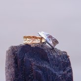 ハワイアンジュエリー ピアス ステンレス 片耳 両耳 レディース フープ フープピアス リバーシブル スタッズ シンプル シルバー ゴールド ピンクゴールド かわいい スクロール 波 花 金属アレルギー対応 サージカルステンレス 女性 男性 男女兼用 プレゼント つけっぱなしOK