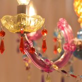 照明 ライト ャンデリア LED電球 白熱電球 引っ掛けシーリング付き LED 付・ヴェネチアン マルチ お手軽取付シャンデリア・5灯 おしゃれ 可愛い 姫系 軽量 簡単取付 LED電球付き アンティーク ラ 新築祝い 引越し祝い