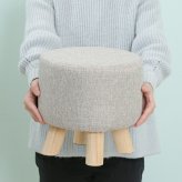 チェア 椅子 ファブリック ミニスツール ラウンド 円形 丸型 丸 スツール 木製 北欧風 おしゃれ ベージュ ブラウン ブルー オレンジ コンパクト 子供用 キッズ 可愛い かわいい 新生活