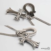 ステンレス 馬蹄ネックレス クロスネックレス ペンダント ホースシュー メタル キラキラ ダブル喜平 細身 シンプル シルバー 十字架 お洒落 ストーン かっこいい メンズ 男性 金属アレルギー対応