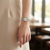 コーチ 腕時計 レディース 正規品 5年保証 ハロー オーバル 楕円 シルバー ブレスレット 薄型 上品 おしゃれ 女性 彼女 妻 母 娘 誕生日 記念日 プレゼント ギフト 純正ショッパー付き COACH 成人 卒業 入学