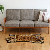 チベタンタイガーラグ ラグマット ウール 手織り TIBETAN TIGER RUG S M L 3サイズ インド製 ハンドクラフト 虎 トラ タイガー アクセントラグ タペストリー エスニック リビング 玄関 ベッドサイド 壁飾り 天然素材 おしゃれ