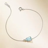 【無料ラッピング】  ヨンドシー 4℃ Summer Collection K10ホワイトゴールド ブレスレット Luminous cutシリーズ ブルー トパーズ ダイヤモンド ブランド 正規品 新品 ギフト プレゼント 人気 おすすめ 誕生日 記念日 クリスマス 送料無料