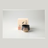 六兵衛作　黒織部　ぐい呑 陶器 瀬戸焼 やきものの里から、暮らしを贈ります。　ギフト 食器 セット テーブルウェア