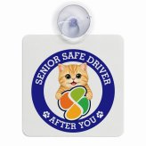 カーサイン 高齢者マーク SENIOR SAFE DRIVER マンチカン 車内用 吸盤タイプ 収れん火災防止タイプ 肉球 日本製 車 ステッカー