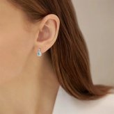 【無料ラッピング】  ヨンドシー 4℃ Summer Collection K10ホワイトゴールド ピアス Luminous cutシリーズ ブルー トパーズ ダイヤモンド ブランド 正規品 新品 ギフト プレゼント 人気 おすすめ 誕生日 記念日 クリスマス 送料無料