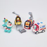 誕生日プレゼント Hola Toys オラトイズ 音がいっぱい 自分で走る きゅうきゅうしゃ 救急車 おもちゃ はたらく車 働く車 乗り物 サイレン 音が鳴る 音楽 ごっこ遊び お医者さんごっこ 人形付き ストレッチャー 体温計 注射器 知育玩具 男の子 女の子 お祝い ギフト