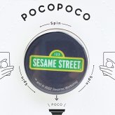 セサミストリート POCOPOCO ロゴ スマホグリップ スマホ用品