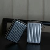 TROIKA トロイカ カードケース トランク型 スーツケース 蛇腹 RFID対応 20枚収納 財布 クレジットカードケース 不正防止機能 旅行 ウォレット コンパクト スタイリッシュ ブラック ブルー レッド シルバー 高級 高品質 ギフト プレゼント メンズ レディース 記念 誕生日