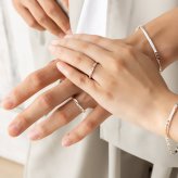 【 刻印対応 】 リング メンズ 変色しにくい ロジウム 加工 シルバーリング 指輪 刻印 男性 LSR0098MRM シンプル ギフト 誕生日 名入れ 彼氏 夫 旦那 息子 孫 プレゼント 普段使い 指輪 ロジウム 誕生日プレゼント 卒業祝い 記念日 ブランド 人気 人気ブランド 夏アクセサリー ご褒美ジュエリー 彼女 ギフト バースデー ギフト 記念日