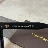 【並行輸入品】【正規品・新品 箱付き】TOMFORD トムフォード TF685 FT685 01C イタリア製 サングラス メガネ 眼鏡 メンズ レディース TOM FORD トム フォード 伊達メガネ