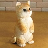 猫　置物 リアル　シンお願いキャット　４　チャトラ　ネコ　動物オブジェ　ガーデン　オーナメント　店舗　カウンター　装飾　オブジェ　インテリア　玄関先　庭　ねこ好きさん人気ギフト　動物人気ギフト　クリスマスプレゼント　お誕生日祝い　母の日人気　父の日人気　敬老の日人気