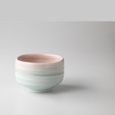 塗分桜釉　抹茶碗 陶器 美濃焼 やきものの里から、暮らしを贈ります。　ギフト 食器 セット テーブルウェア