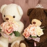 花束ココ体重ベア2体セット｜ブーケを持つウェディングペアギフト｜結婚式の両親贈呈品に