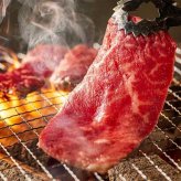 牛肉 焼肉 セット 1kg 和牛 食べ比べ 神戸牛 モモ バラ 松阪牛 お肉 冷凍 詰め合わせ ブランド牛 高級 国産 贅沢 グルメ 贈り物 お取り寄せ お祝い 記念日 パーティー バーベキュー