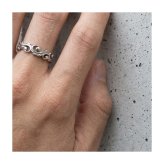 【サイズ展開5～19号】【送料無料】ハワイアンジュエリー ペアリング ステンレス 透かし カットアウト 指輪 5mm幅 スクロール 波 サージカルステンレス 金属アレルギー対応 イエローゴールド シルバー メンズ レディース カップル 2個セット