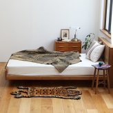 チベタンタイガーラグ ラグマット ウール 手織り TIBETAN TIGER RUG S M L 3サイズ インド製 ハンドクラフト 虎 トラ タイガー アクセントラグ タペストリー エスニック リビング 玄関 ベッドサイド 壁飾り 天然素材 おしゃれ