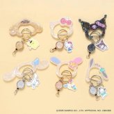 サンリオ カラビナ リール付き シナモロール クロミ ウサハナ ポチャッコ ポムポムプリン ハローキティ Sanrio キーホルダー かわいい キーチェーン おしゃれ 盗難防止 紛失防止 バッグチャーム 着脱 落下防止 キーリール 金具 ギフト フラワーリング