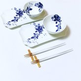 特撰洋食器ギフトセット　ウェッジウッドWEDGWOOD　ストロベリーブルーム　インディゴ　ライスボウル　/　クチポールCutipol-GOAゴールド　ホワイト　箸・箸置きセット　８ピースセット　　食器セット【新生活　結婚祝い　引っ越し祝い　食器セット　ブランド食器　カトラリー】
