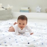 おくるみ スワドル 4枚セット 出産祝い aden+anais エイデンアンドアネイ ロックスター コットンモスリン ダブルガーゼ 大判 約120cm 新生児 退院 内祝い 出産内祝い 男の子 ギフト 専用ボックス入り ガーゼケット ブランケット 授乳ケープ おむつ替えシート プレイマット